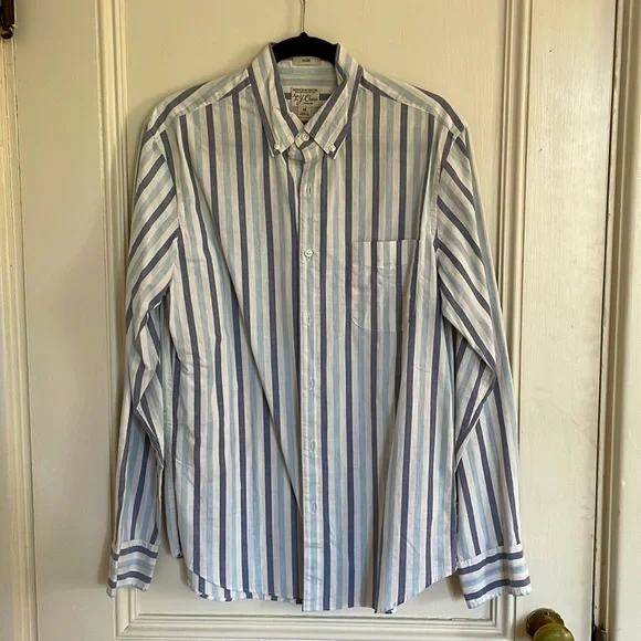 Medium Slim Fit J. Crew stretch Secret Wash Button Down - Picture 1 of 3